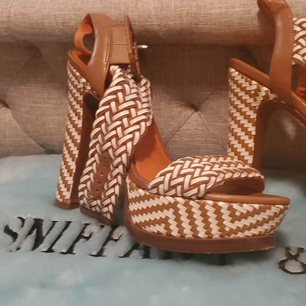 Via Spiga heels - Picture 2 of 8